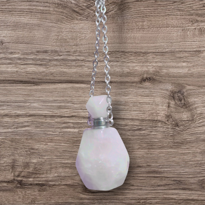 Collier Diffuseur d’Huiles Essentielles – Quartz Rose