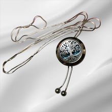 Charger l&#39;image dans la galerie, Collier sautoir diffuseur d&#39;huiles essentielles.
